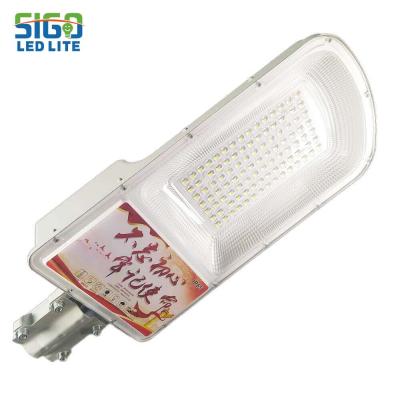 Meilleurs lampadaires à LED à énergie solaire IP65 pour l'éclairage de la chaussée
